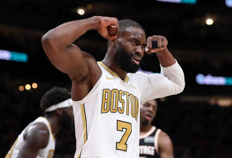 布朗三节41+6！绿军狂胜老鹰列东部第二 豪瑟30+10三分平纪录